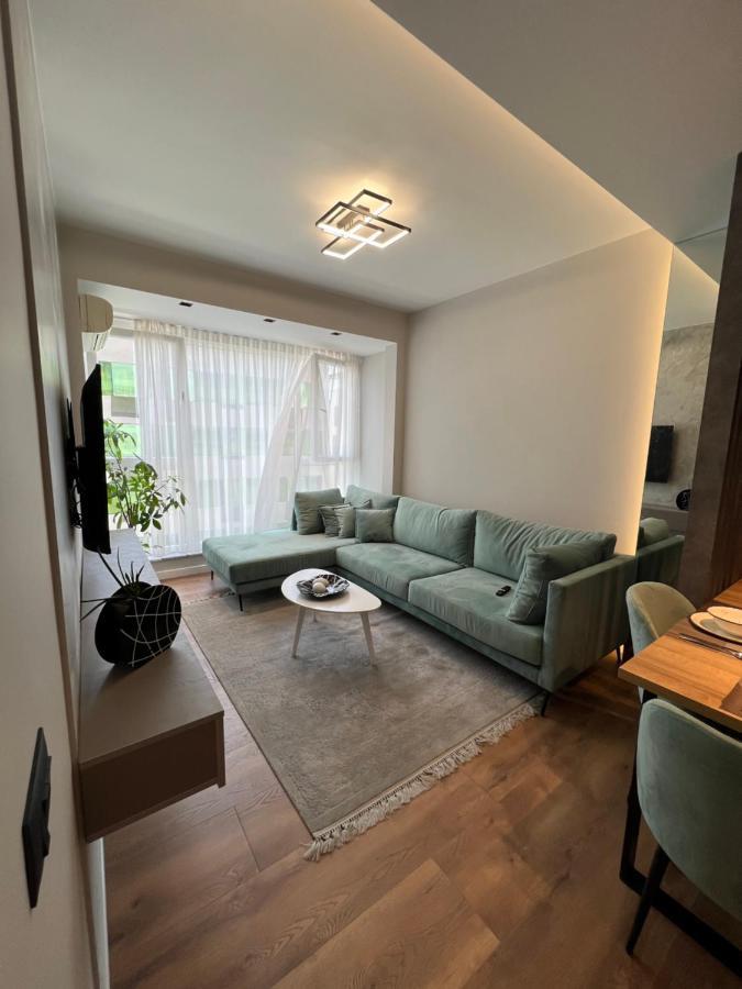 Aia Suites & Apartments Tiranë Luaran gambar