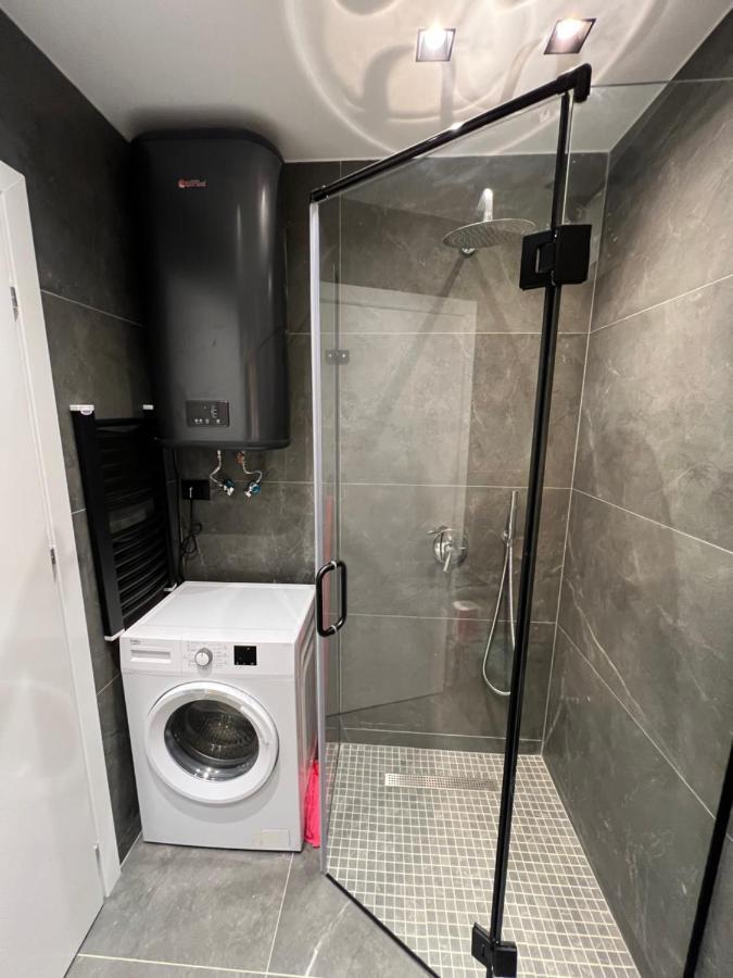 Aia Suites & Apartments Tiranë Luaran gambar