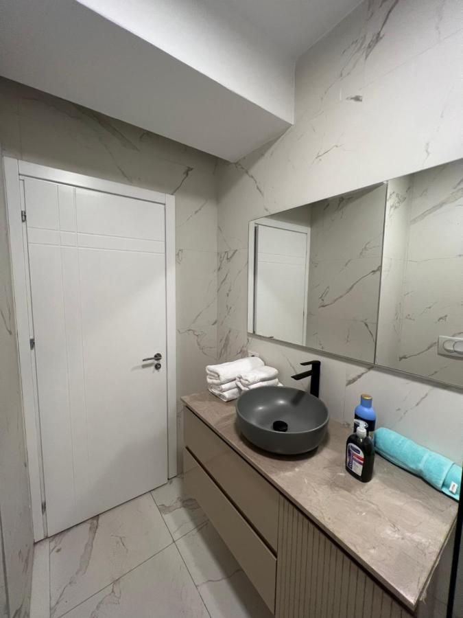 Aia Suites & Apartments Tiranë Luaran gambar