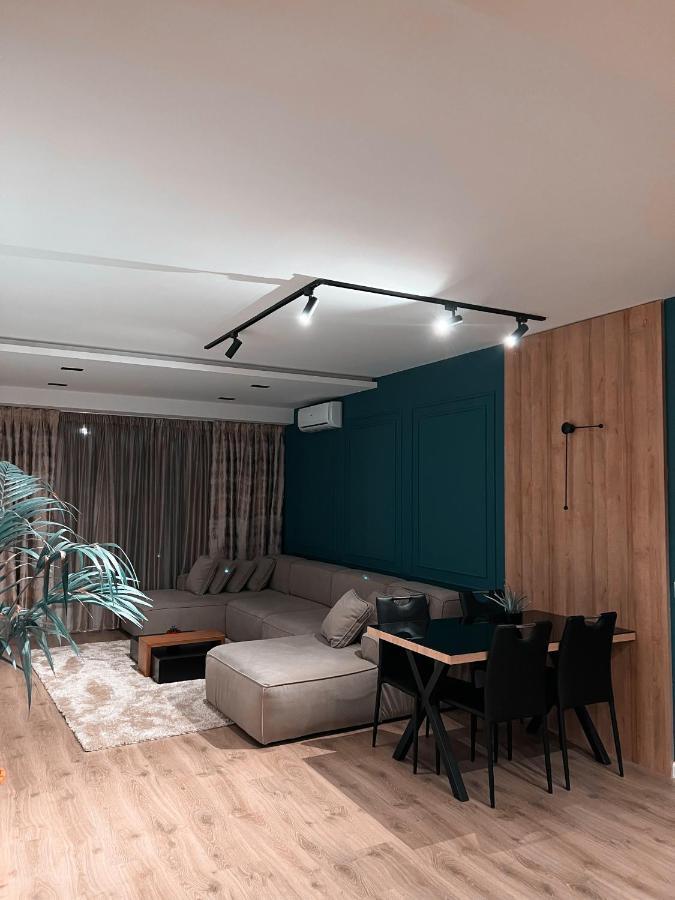 Aia Suites & Apartments Tiranë Luaran gambar