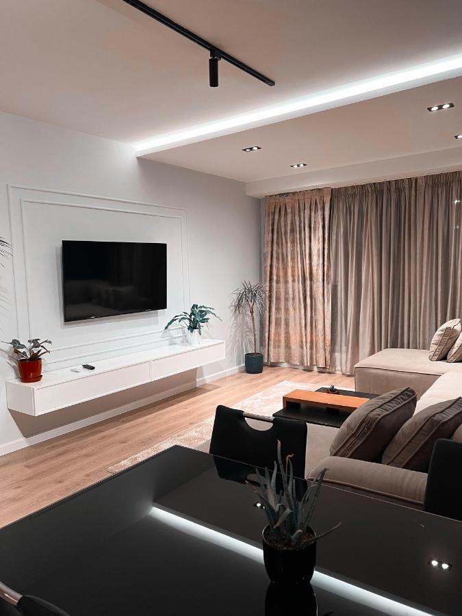 Aia Suites & Apartments Tiranë Luaran gambar
