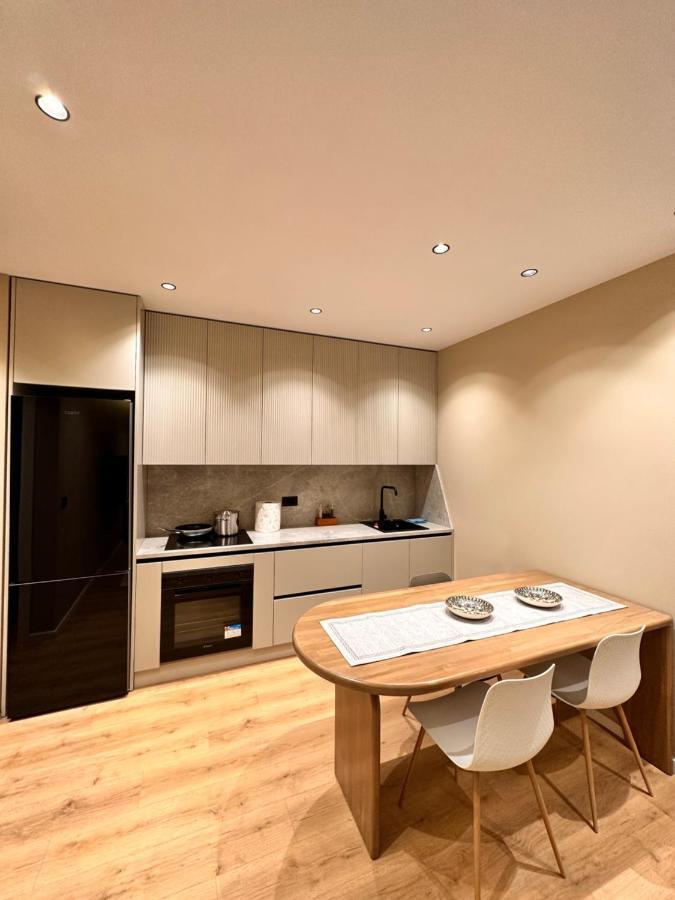 Aia Suites & Apartments Tiranë Luaran gambar