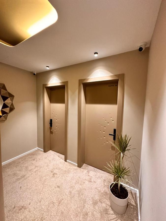 Aia Suites & Apartments Tiranë Luaran gambar