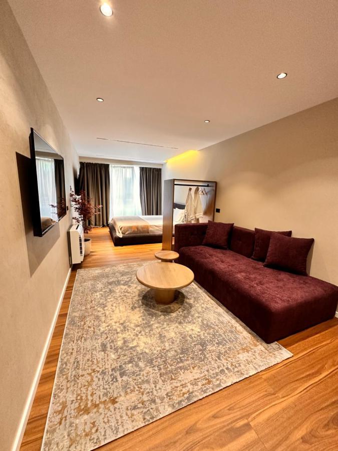 Aia Suites & Apartments Tiranë Luaran gambar
