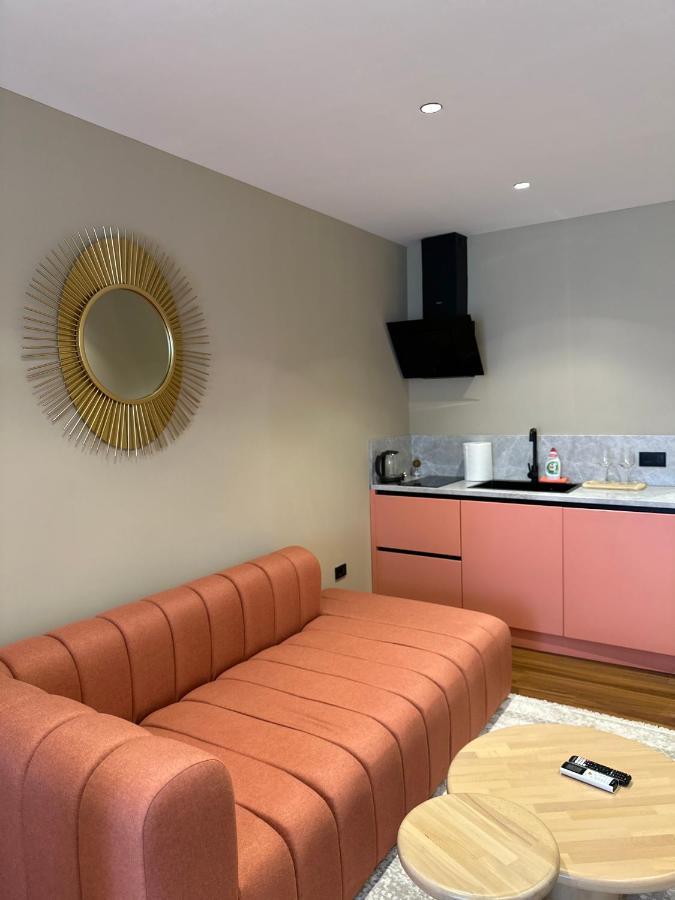 Aia Suites & Apartments Tiranë Luaran gambar